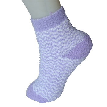 One Side Plumy Water Stripe Socks